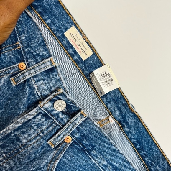 Levi’s Premium High Rise Deconstructed Mini Skirt Sz 28 - Picture 7 of 10